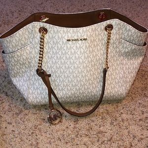 Micheal Kors Bag